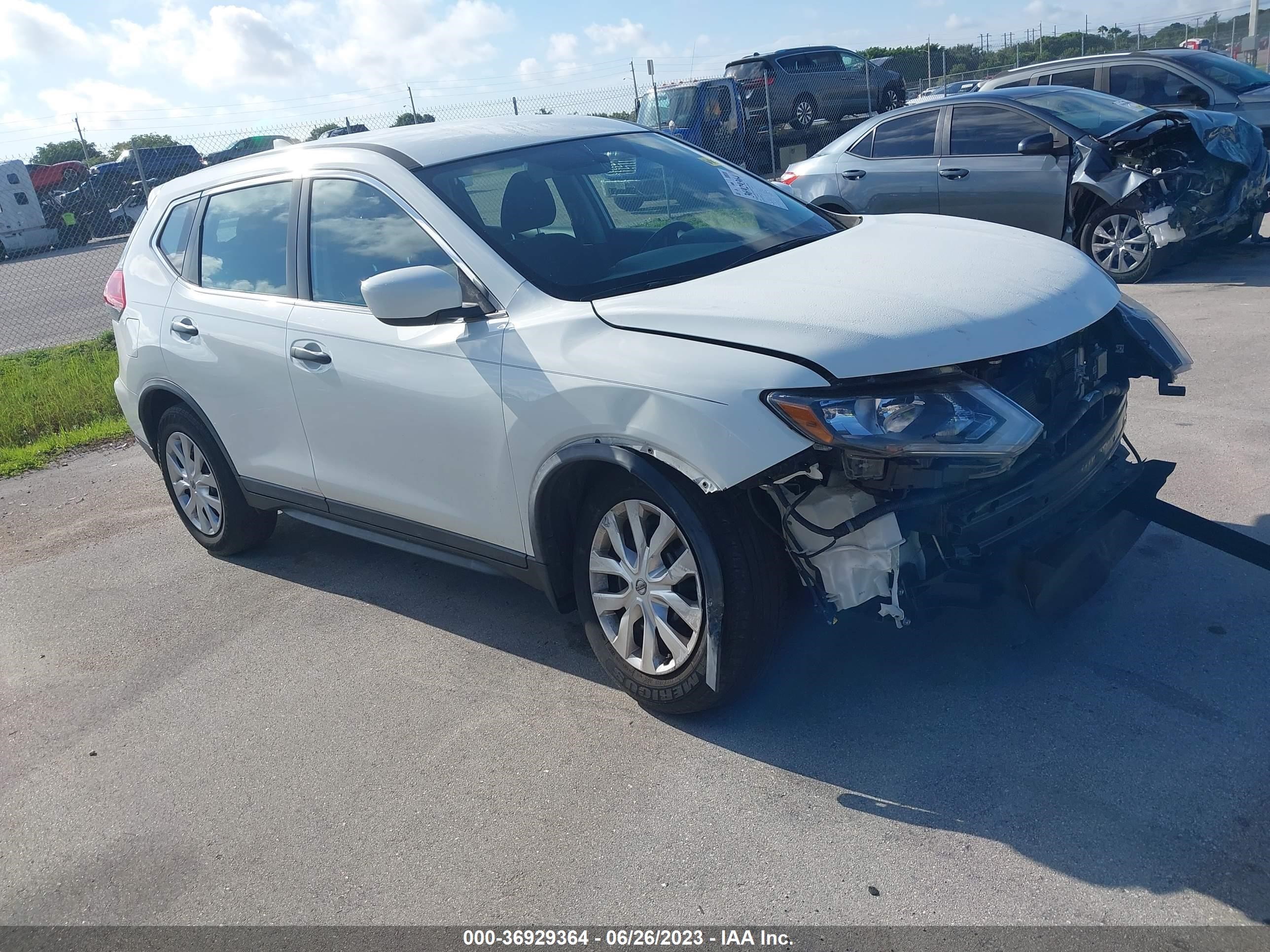 NISSAN ROGUE 2018 knmat2mt5jp565607