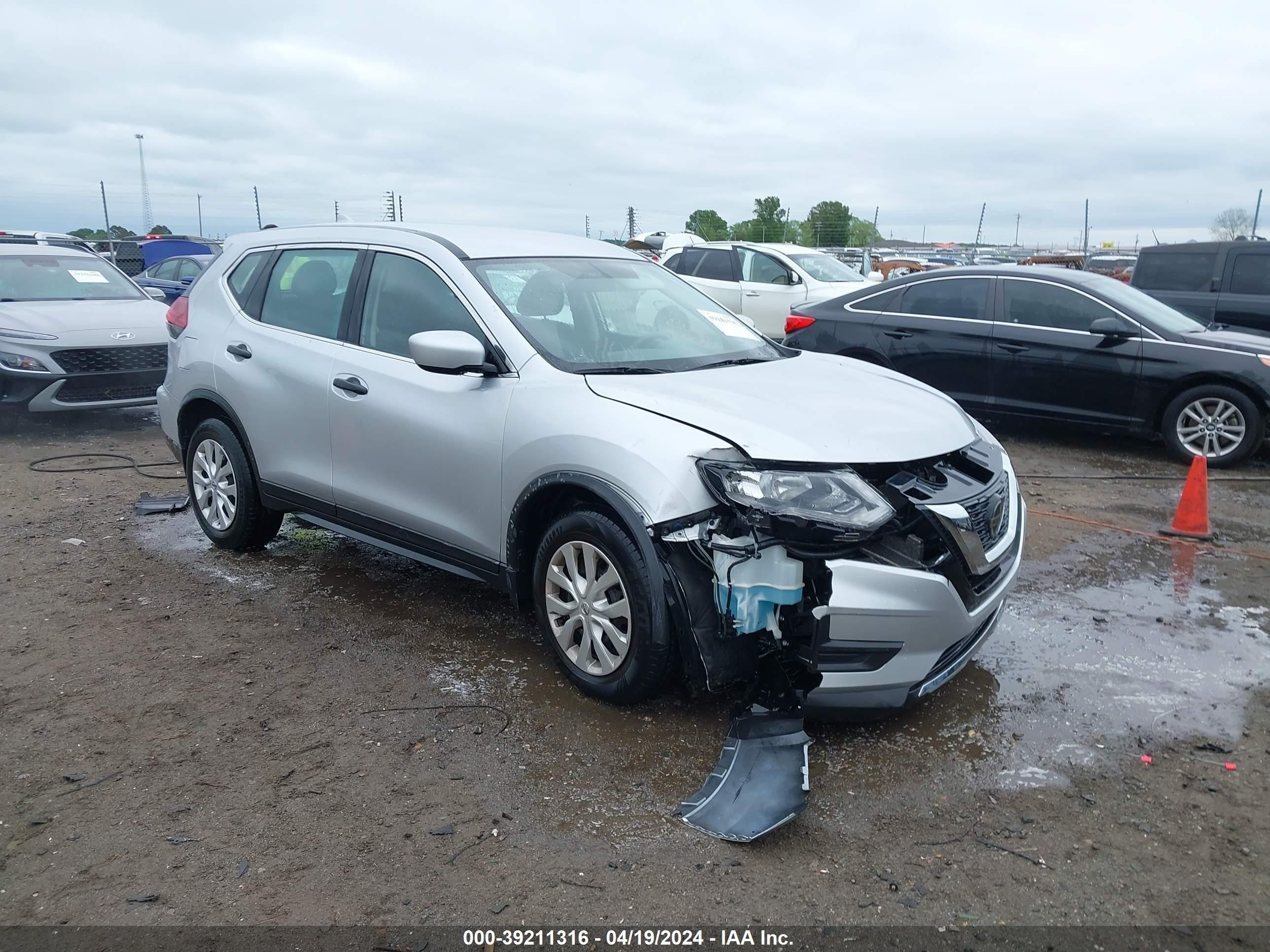 NISSAN ROGUE 2018 knmat2mt5jp599501