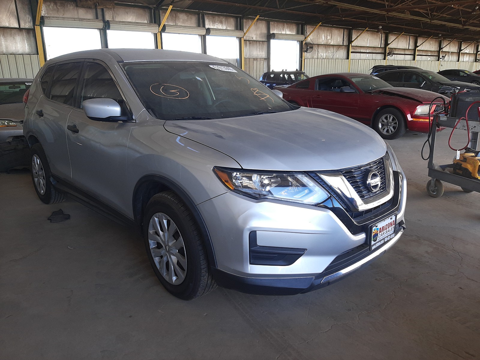 NISSAN ROGUE S 2017 knmat2mt6hp527586