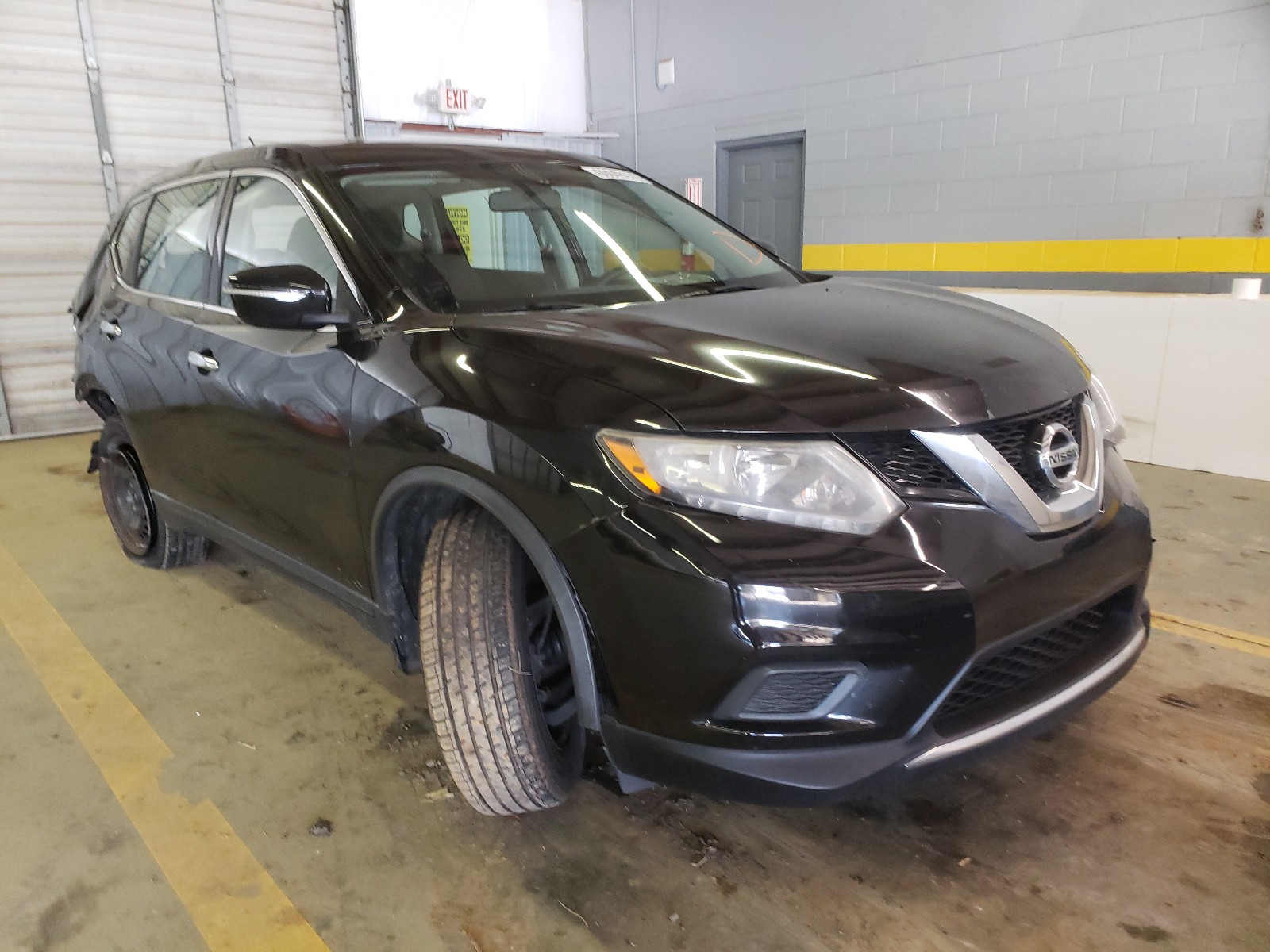 NISSAN ROGUE S 2015 knmat2mt7fp501267