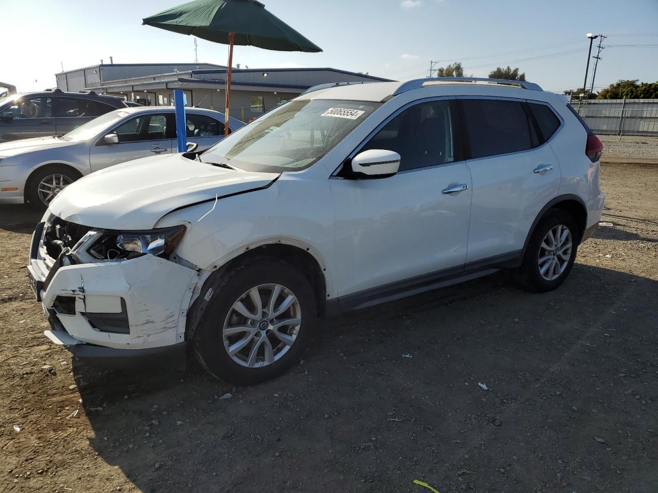 NISSAN ROGUE 2017 knmat2mt7hp587618