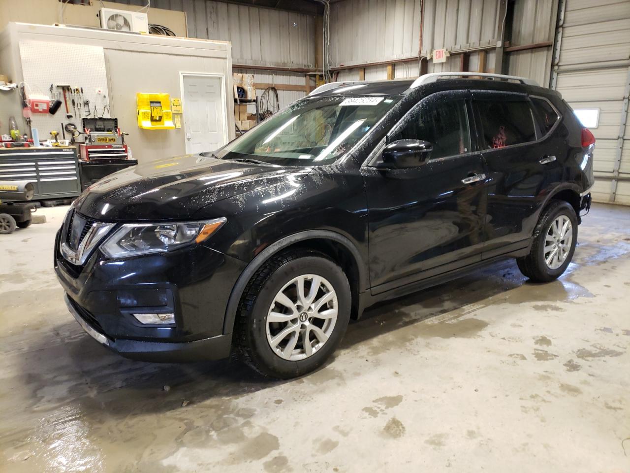 NISSAN ROGUE 2017 knmat2mt7hp608659