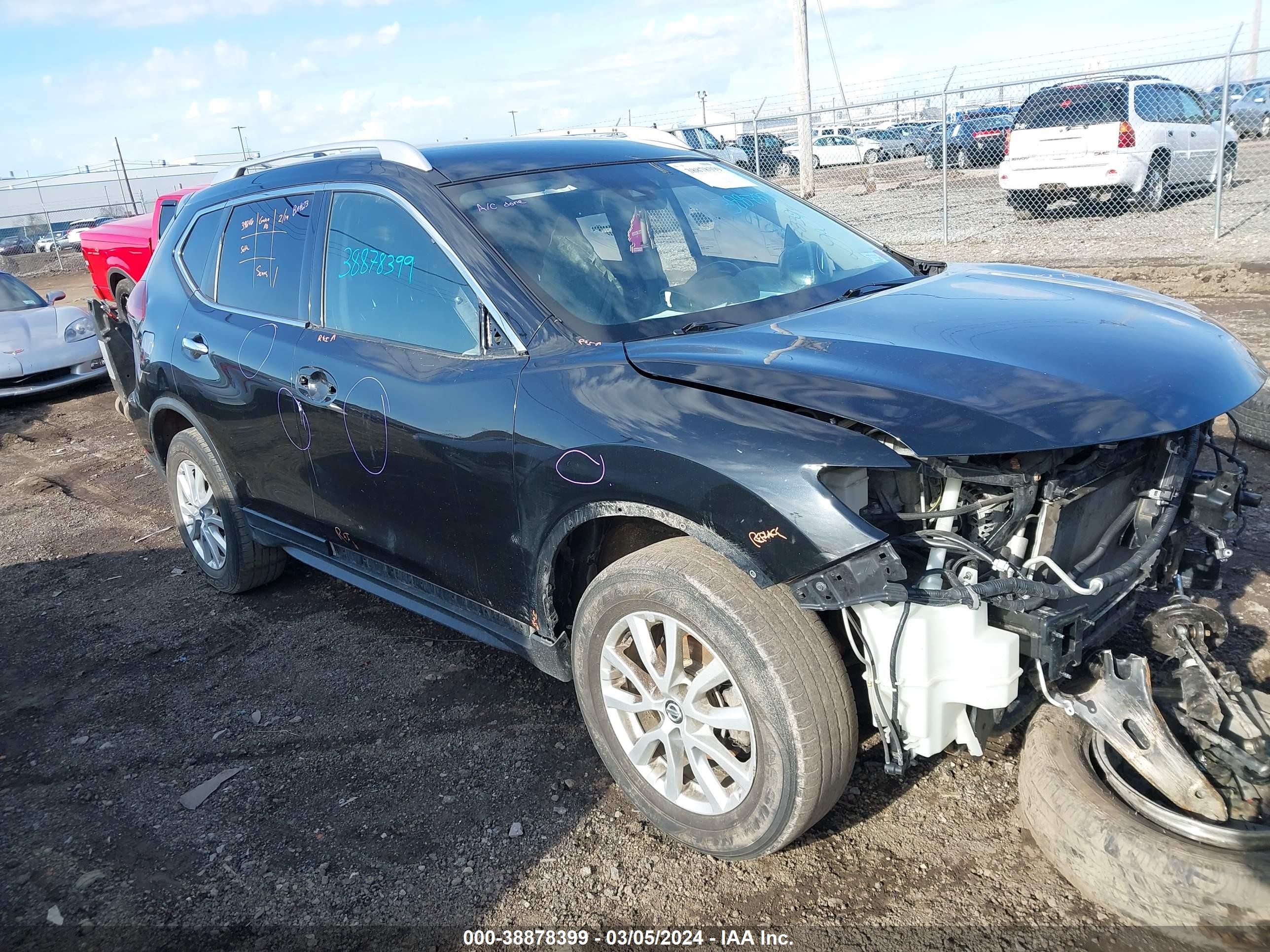 NISSAN ROGUE 2019 knmat2mt7kp524302