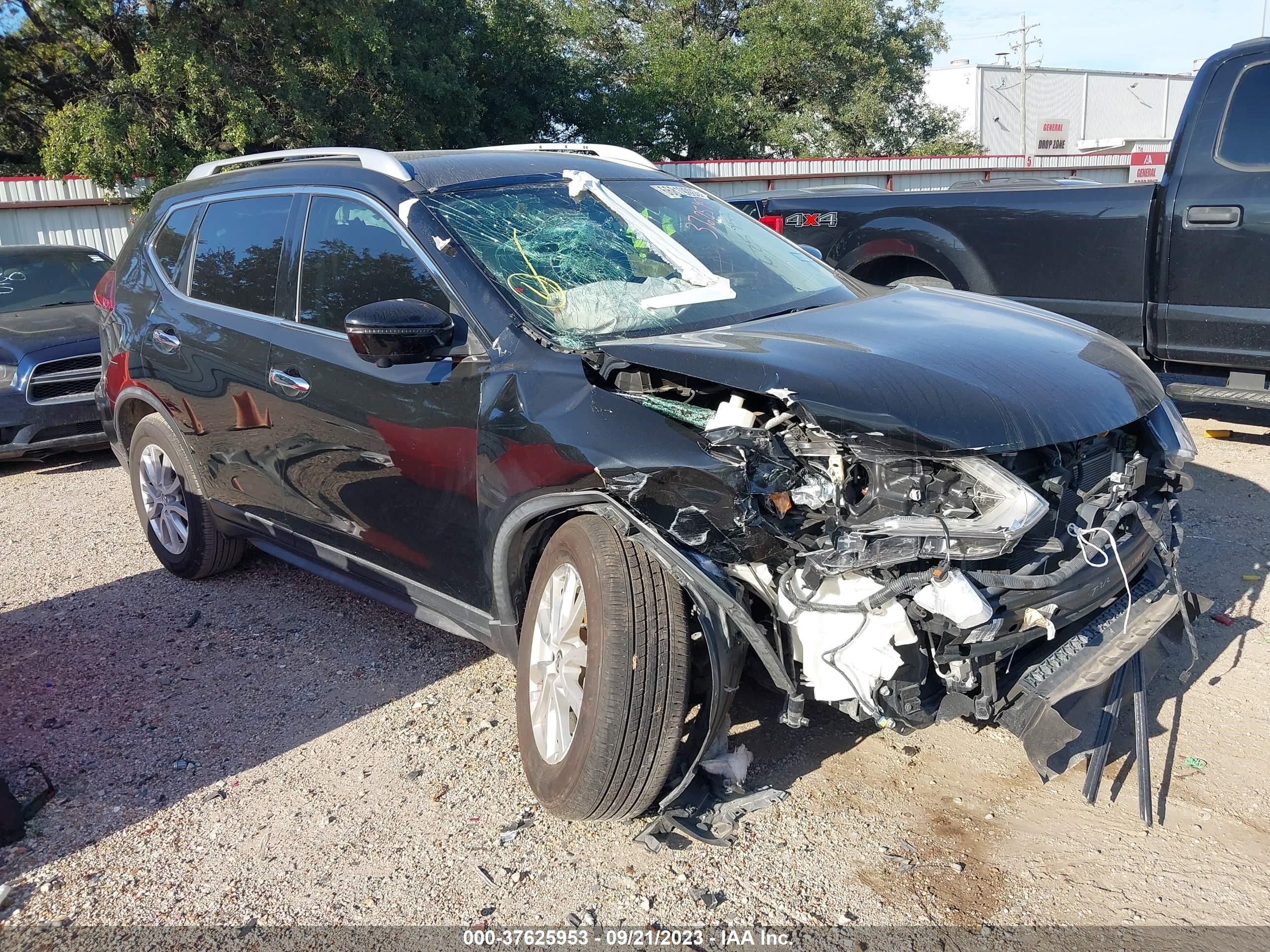 NISSAN ROGUE 2018 knmat2mt8jp548655