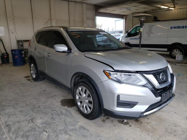 NISSAN ROGUE S 2018 knmat2mt8jp557369