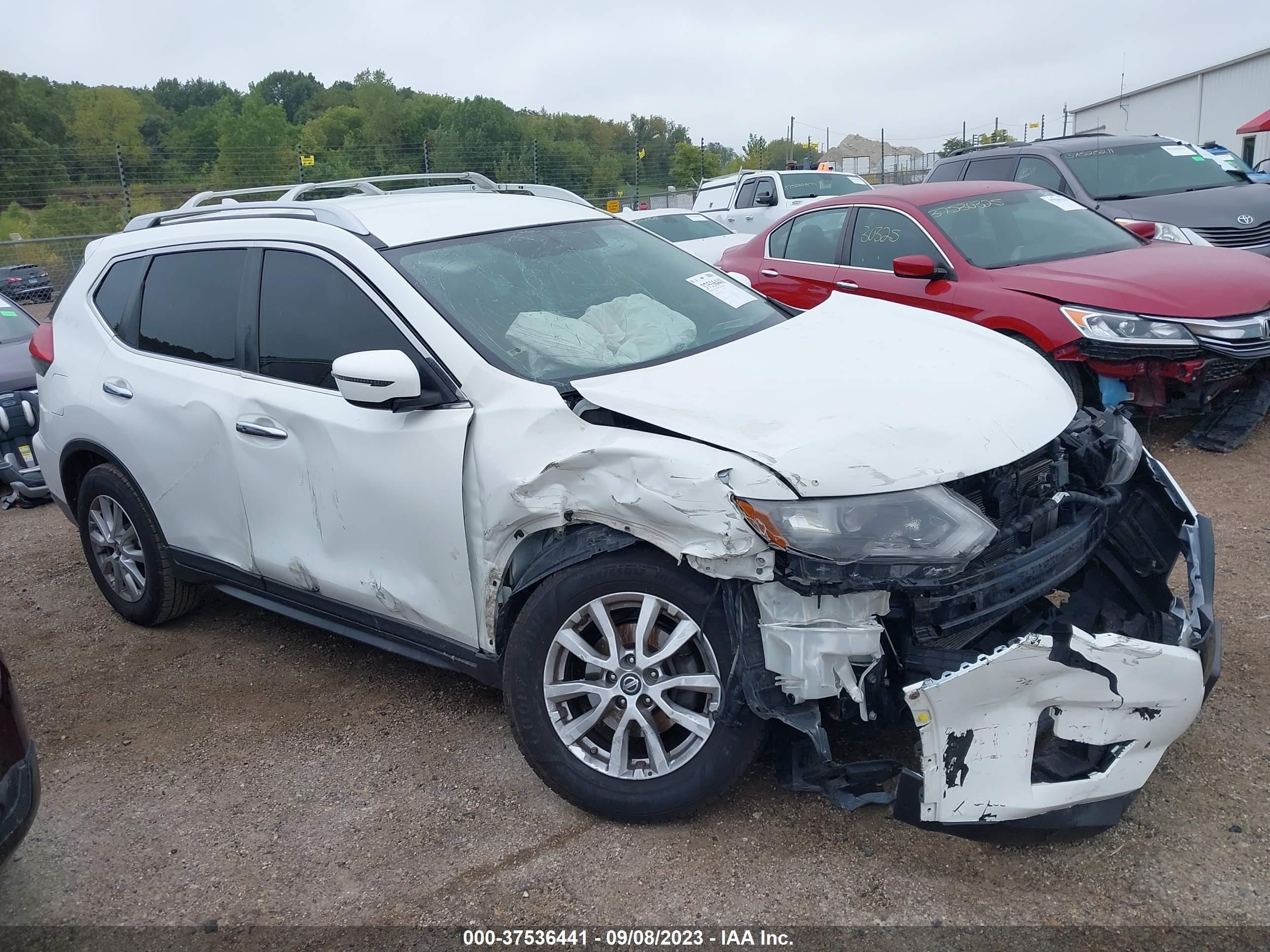 NISSAN ROGUE 2017 knmat2mt9hp589659