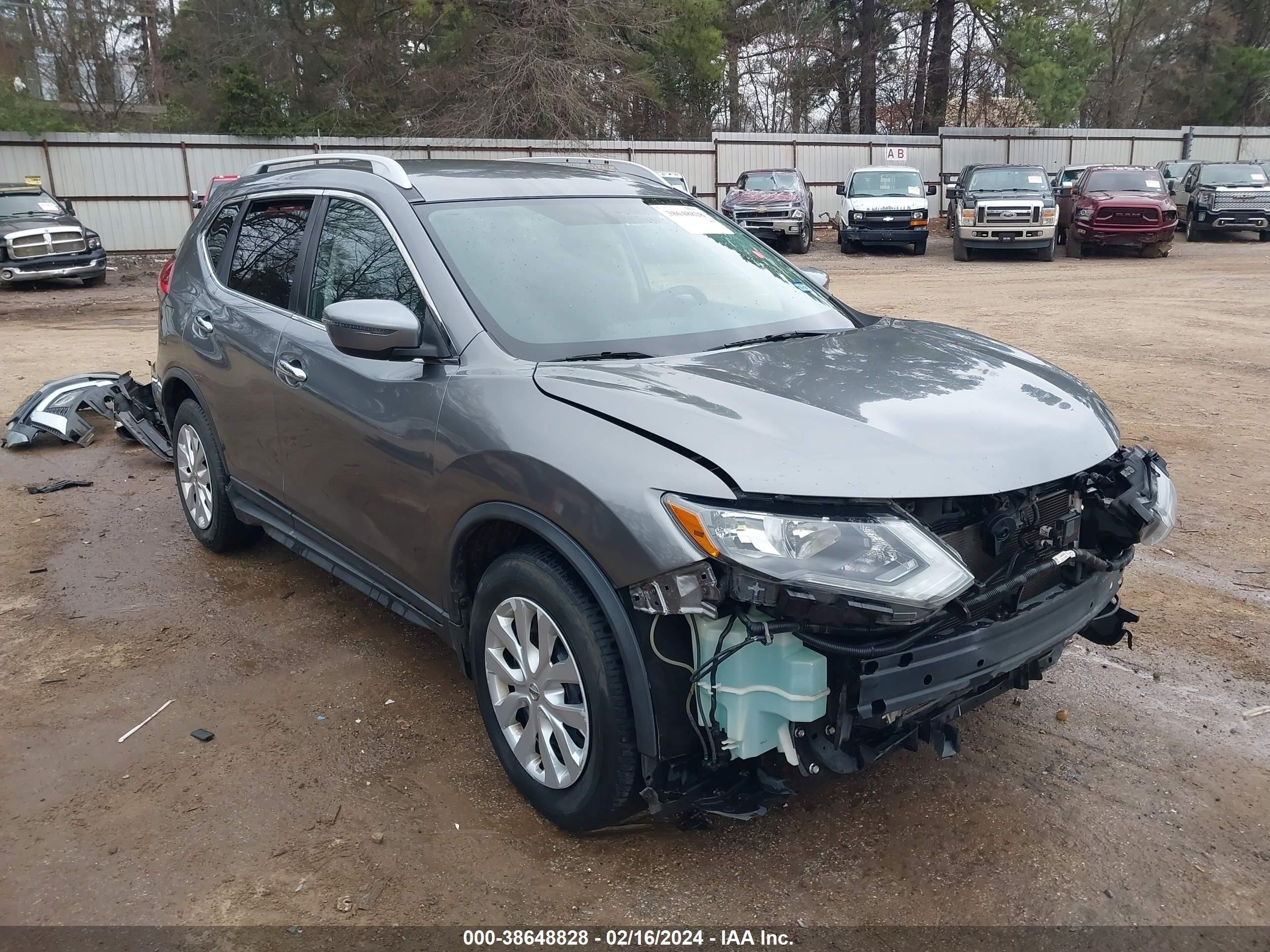 NISSAN ROGUE 2017 knmat2mtxhp579111