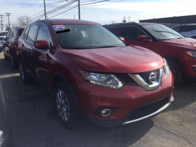 NISSAN ROGUE S 2016 knmat2mv0gp645410