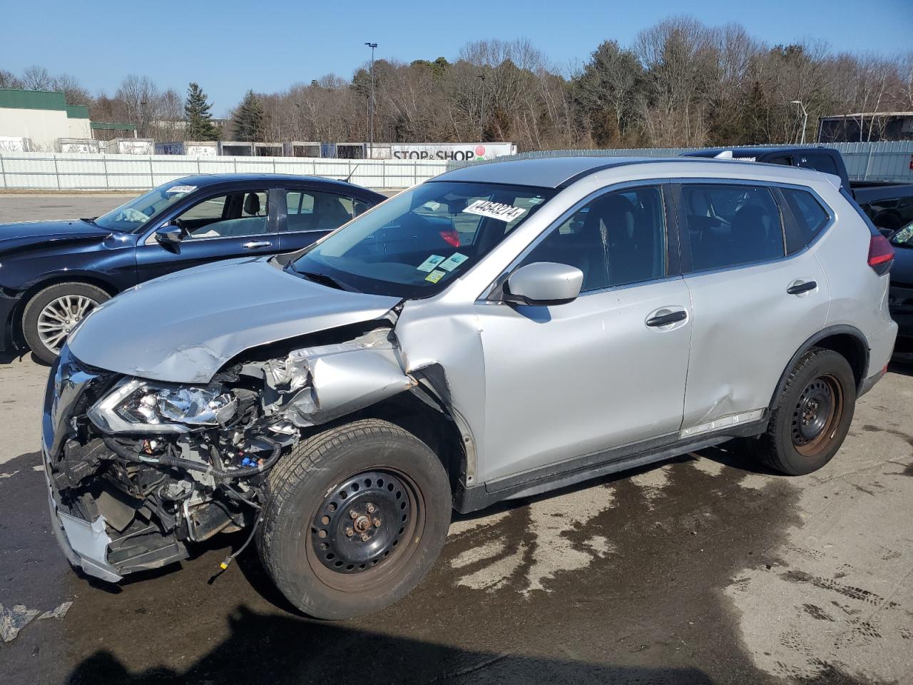 NISSAN ROGUE 2017 knmat2mv0hp560231