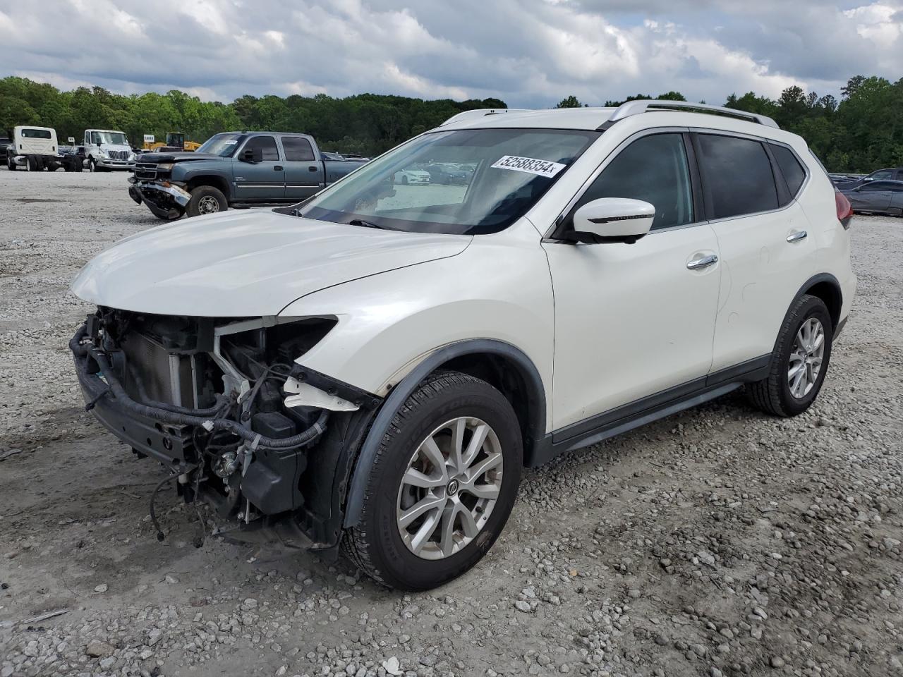 NISSAN ROGUE 2018 knmat2mv0jp523072