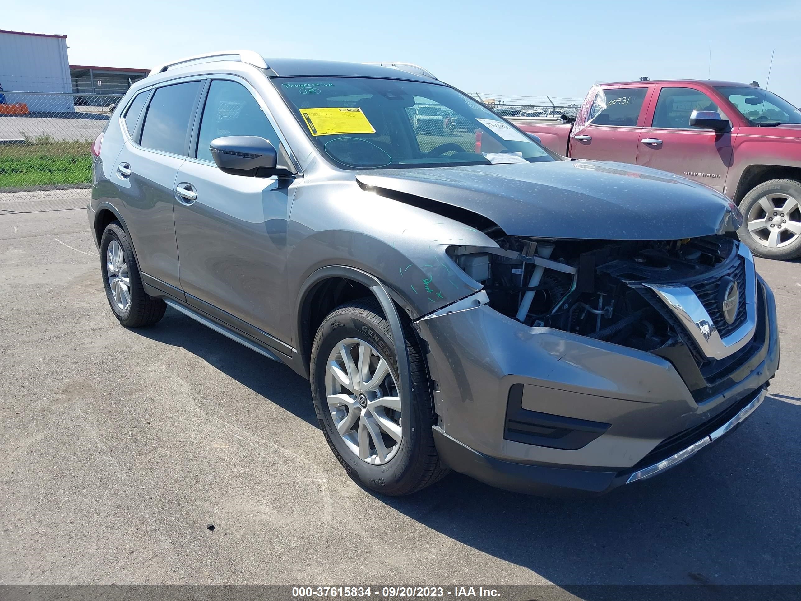 NISSAN ROGUE 2019 knmat2mv0kp530475