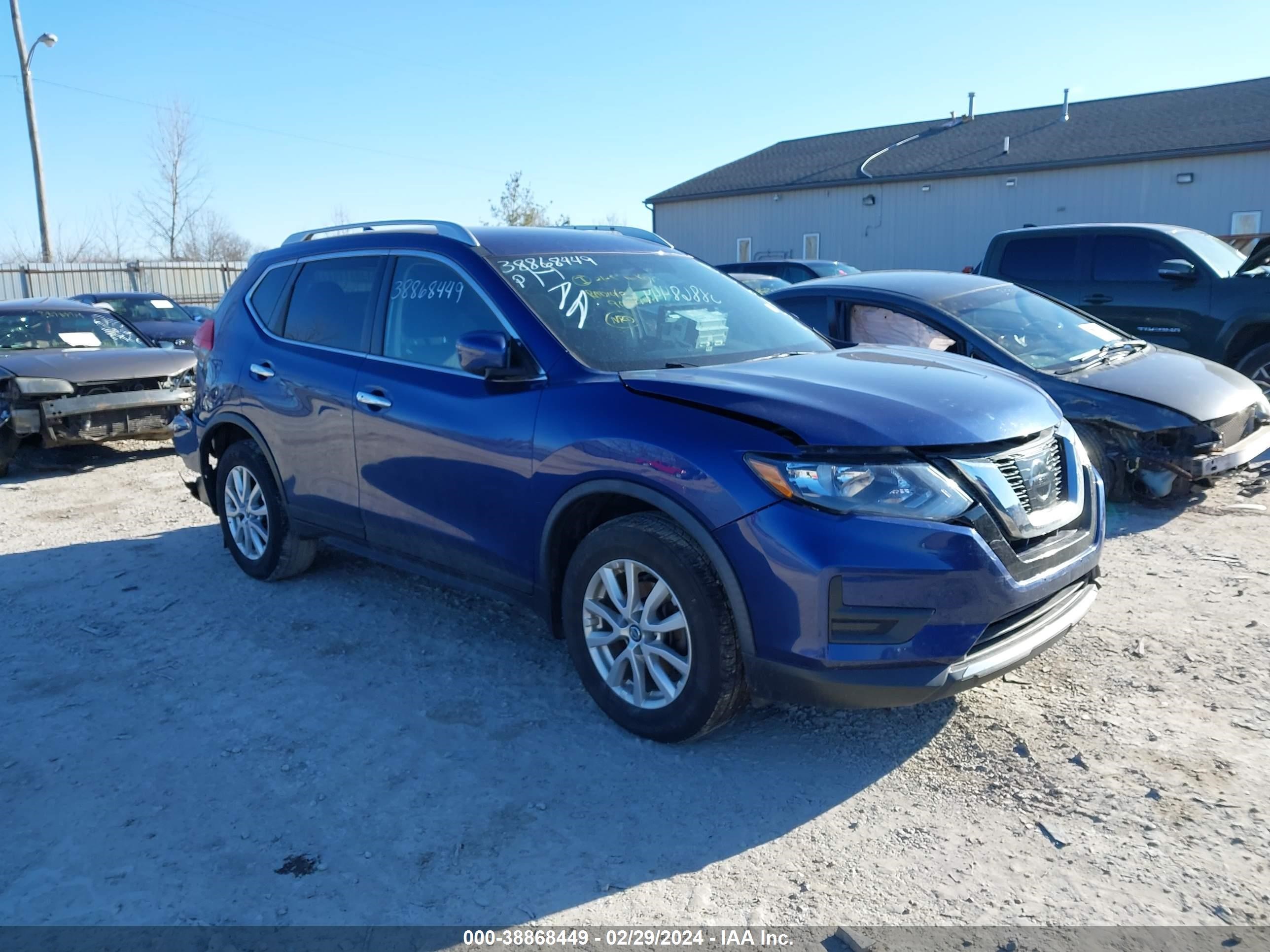 NISSAN ROGUE 2017 knmat2mv1hp606455