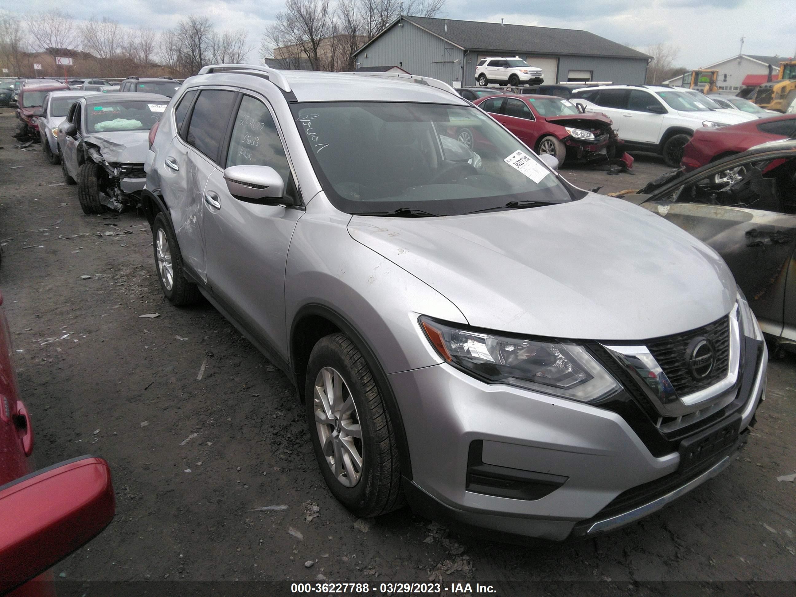 NISSAN ROGUE 2018 knmat2mv2jp611010