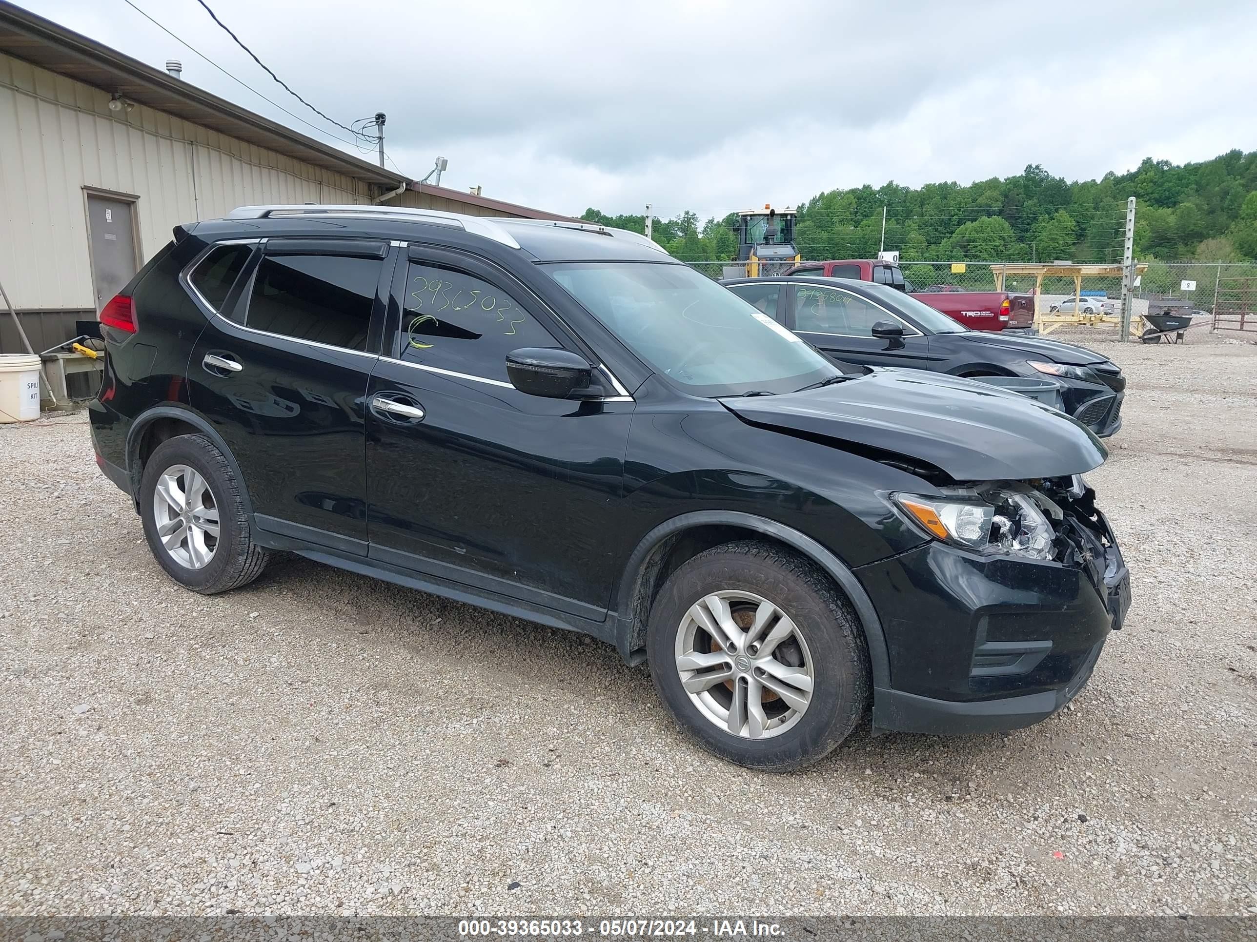 NISSAN ROGUE 2017 knmat2mv3hp587696