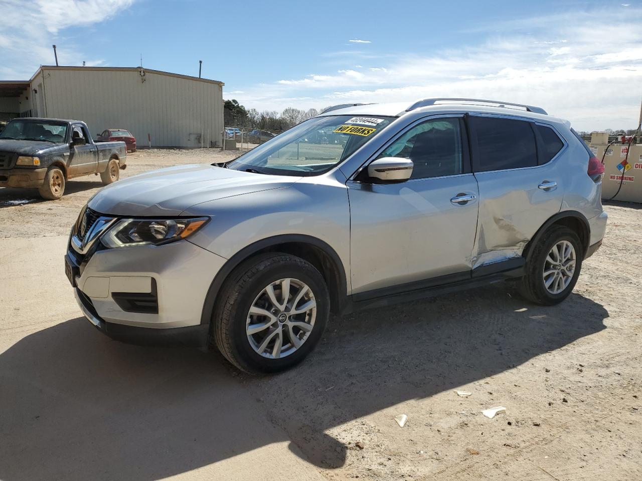 NISSAN ROGUE 2018 knmat2mv3jp602252