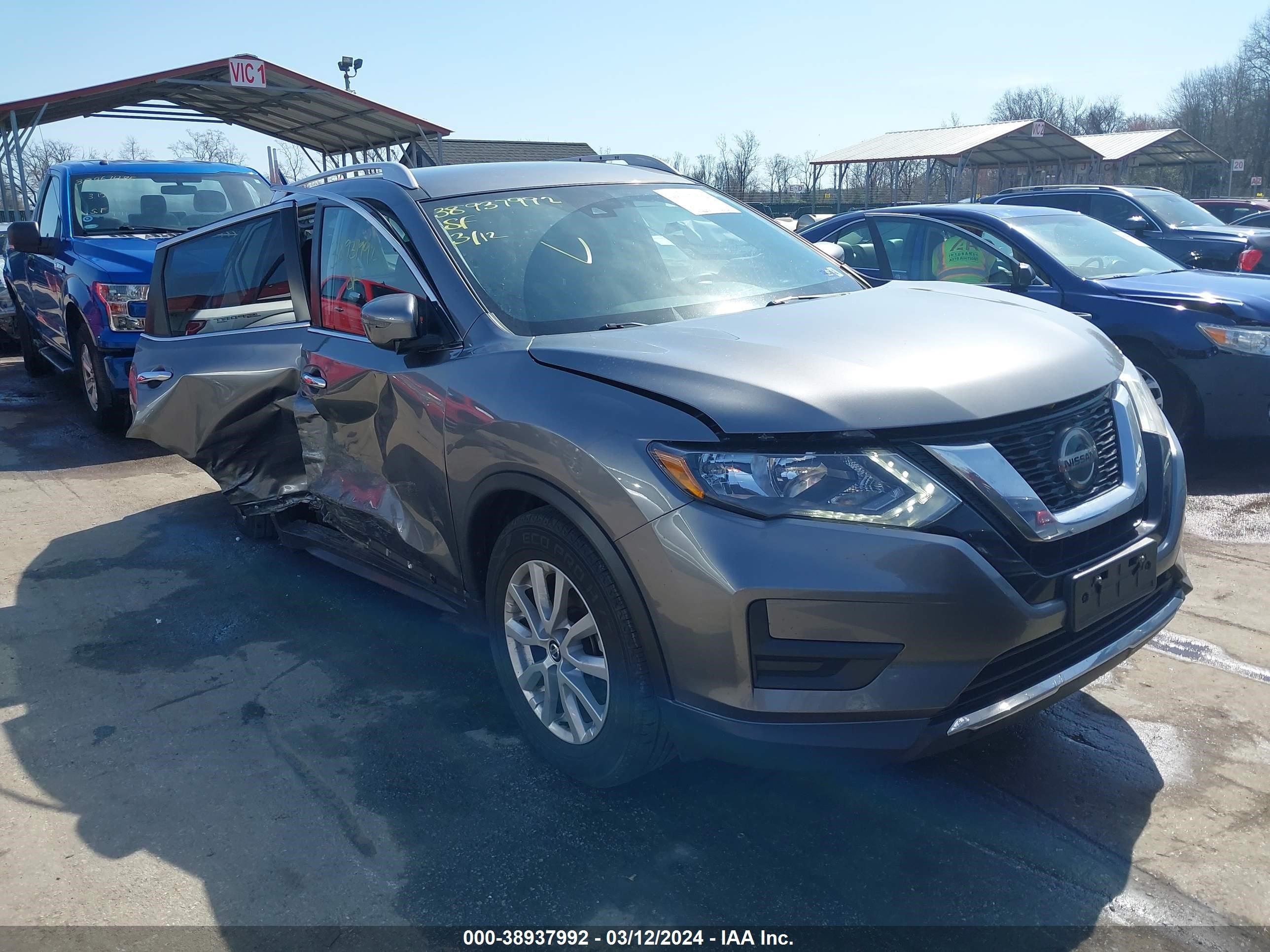 NISSAN ROGUE 2020 knmat2mv3lp514109