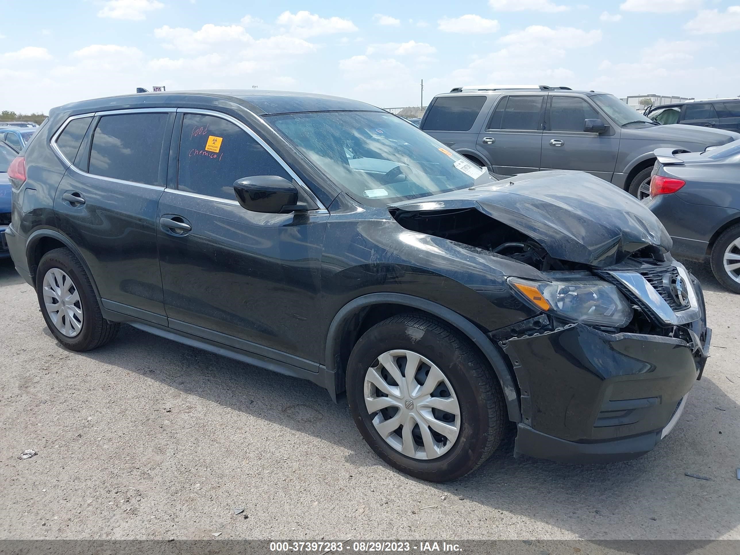 NISSAN ROGUE 2017 knmat2mv4hp544436