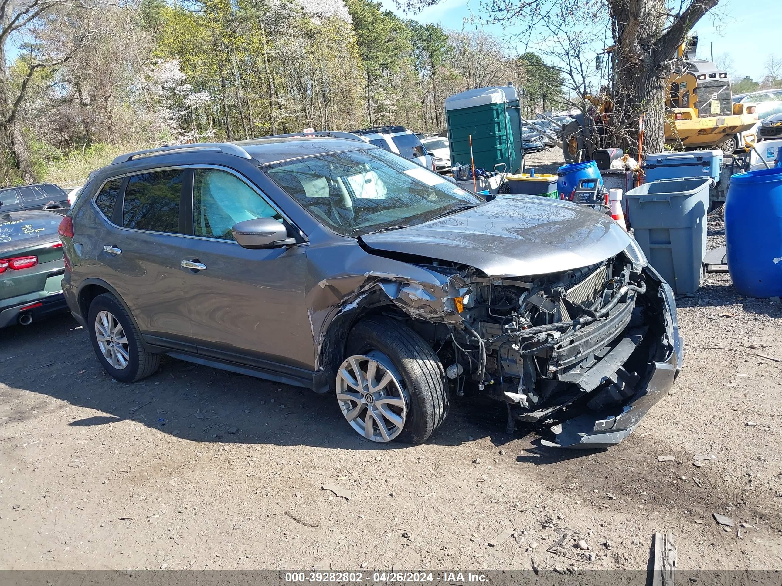 NISSAN ROGUE 2017 knmat2mv4hp577470