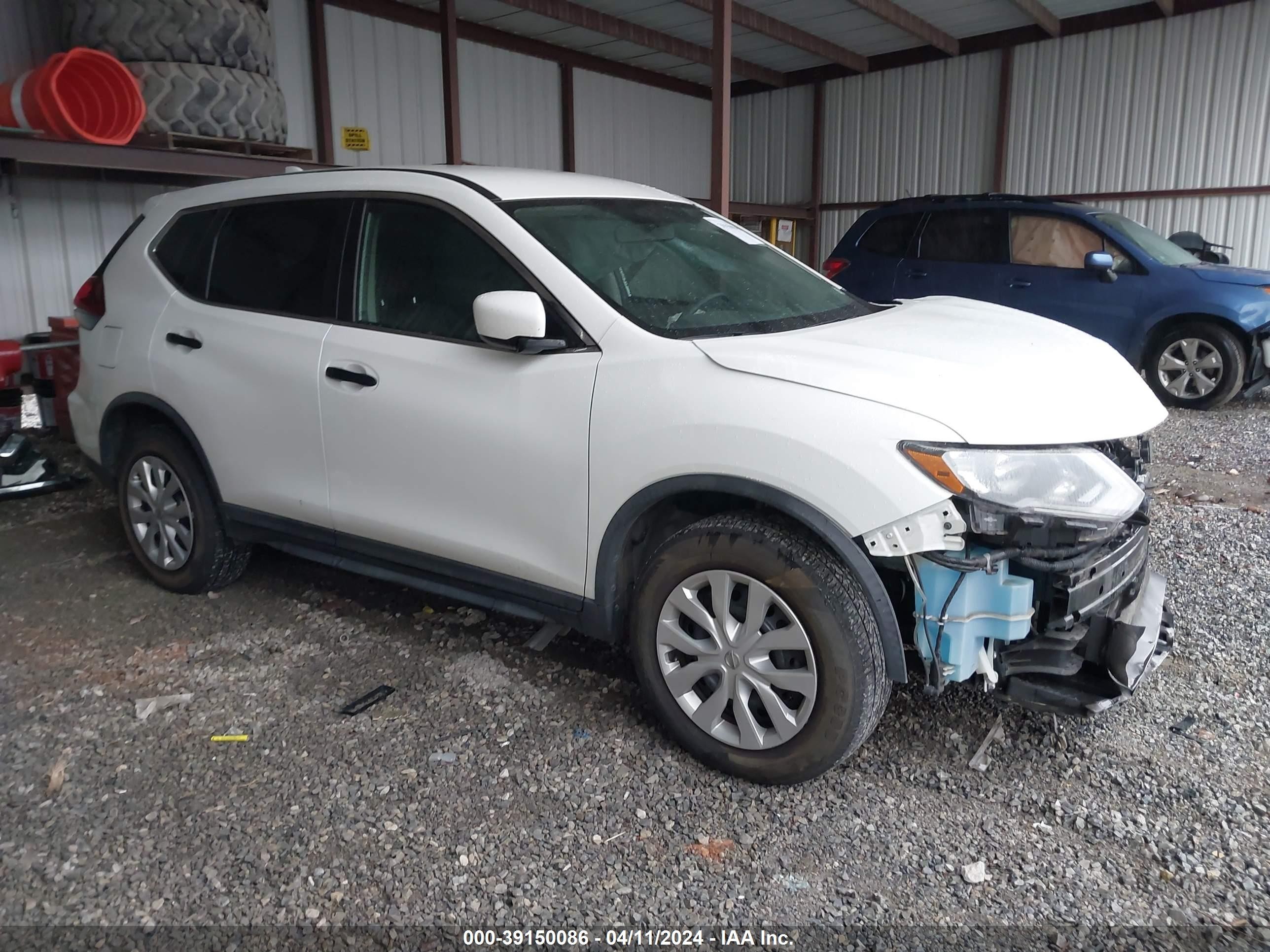 NISSAN ROGUE 2018 knmat2mv4jp521521