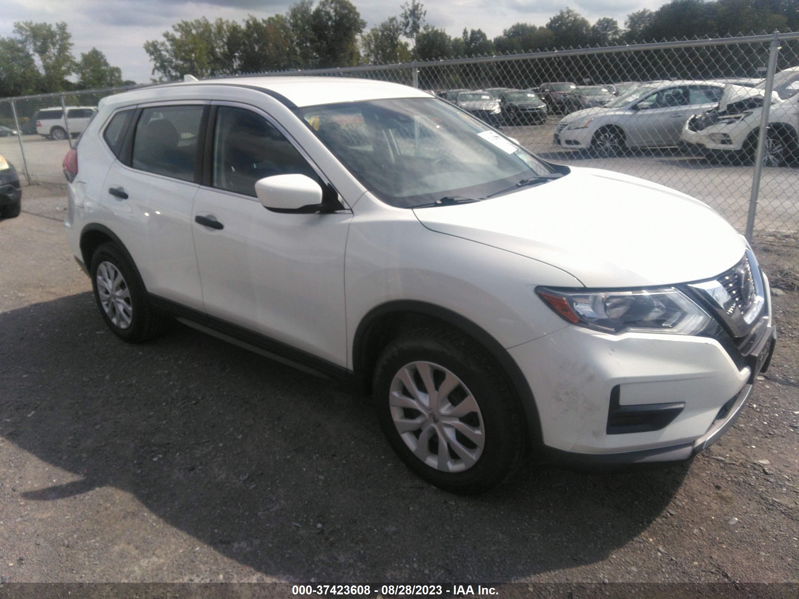 NISSAN ROGUE 2019 knmat2mv4kp503750