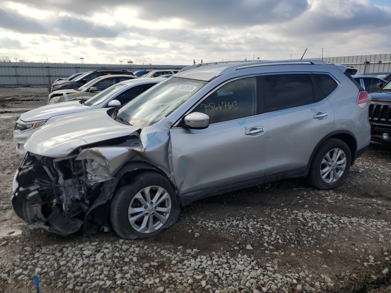 NISSAN ROGUE 2015 knmat2mv5fp537458