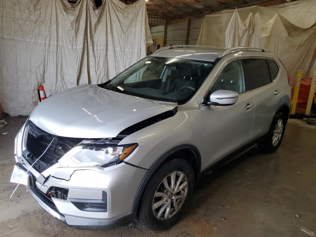 NISSAN ROGUE 2017 knmat2mv5hp555574