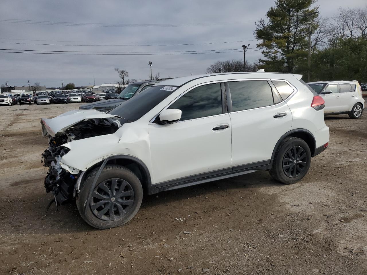 NISSAN ROGUE 2017 knmat2mv5hp556336