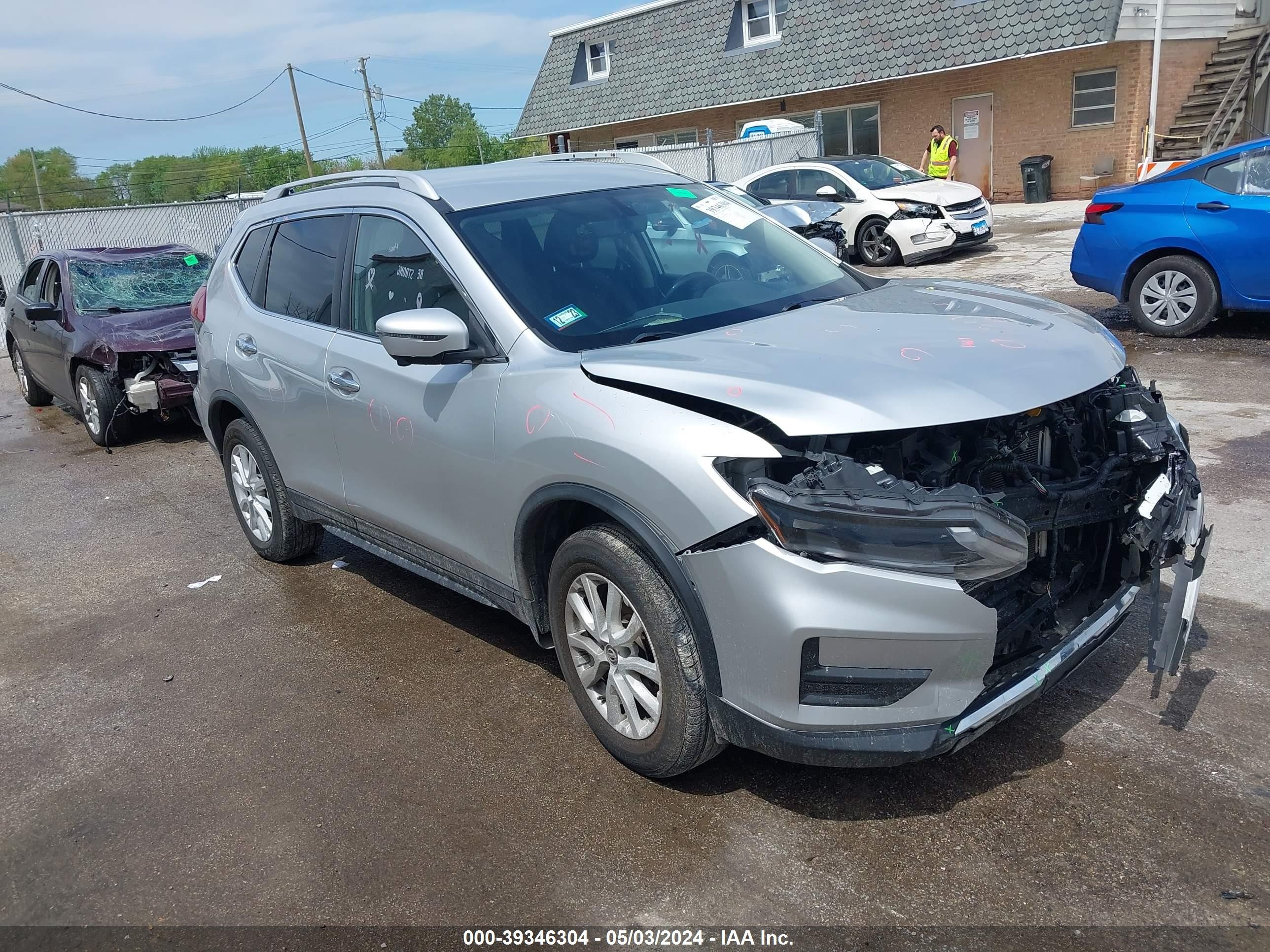 NISSAN ROGUE 2018 knmat2mv5jp616458