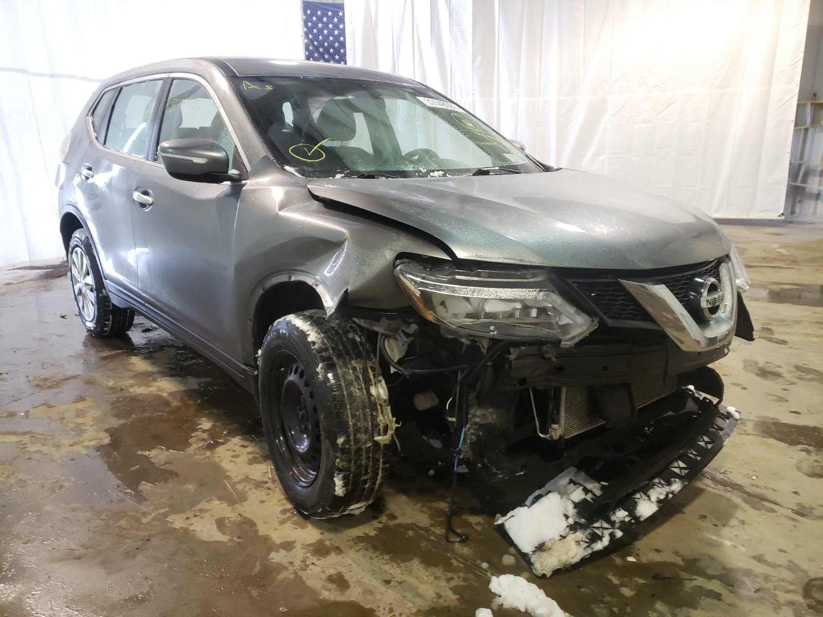 NISSAN ROGUE S 2015 knmat2mv7fp547053