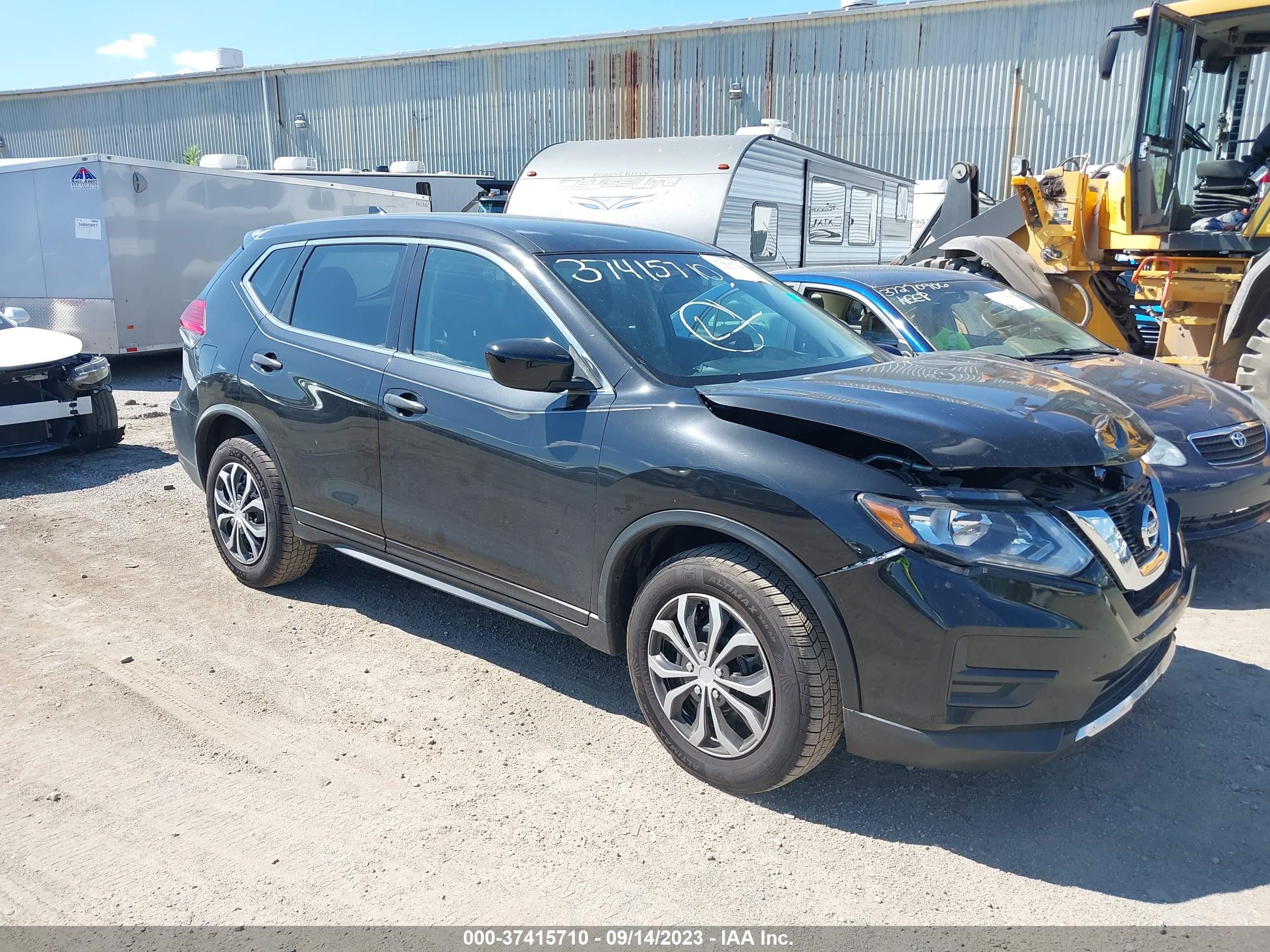 NISSAN ROGUE 2017 knmat2mv7hp555379