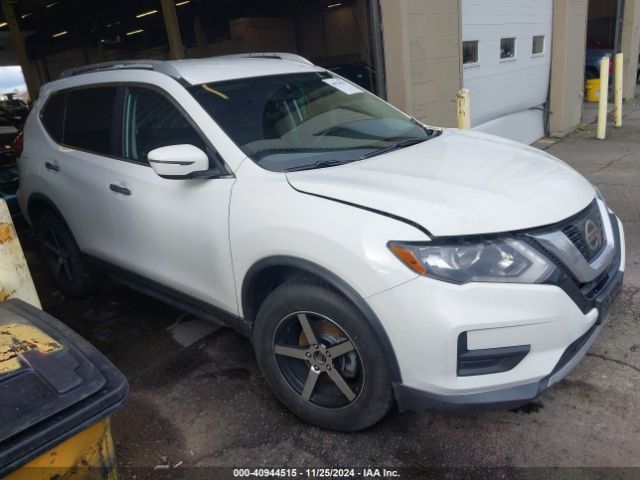 NISSAN ROGUE 2017 knmat2mv7hp581674