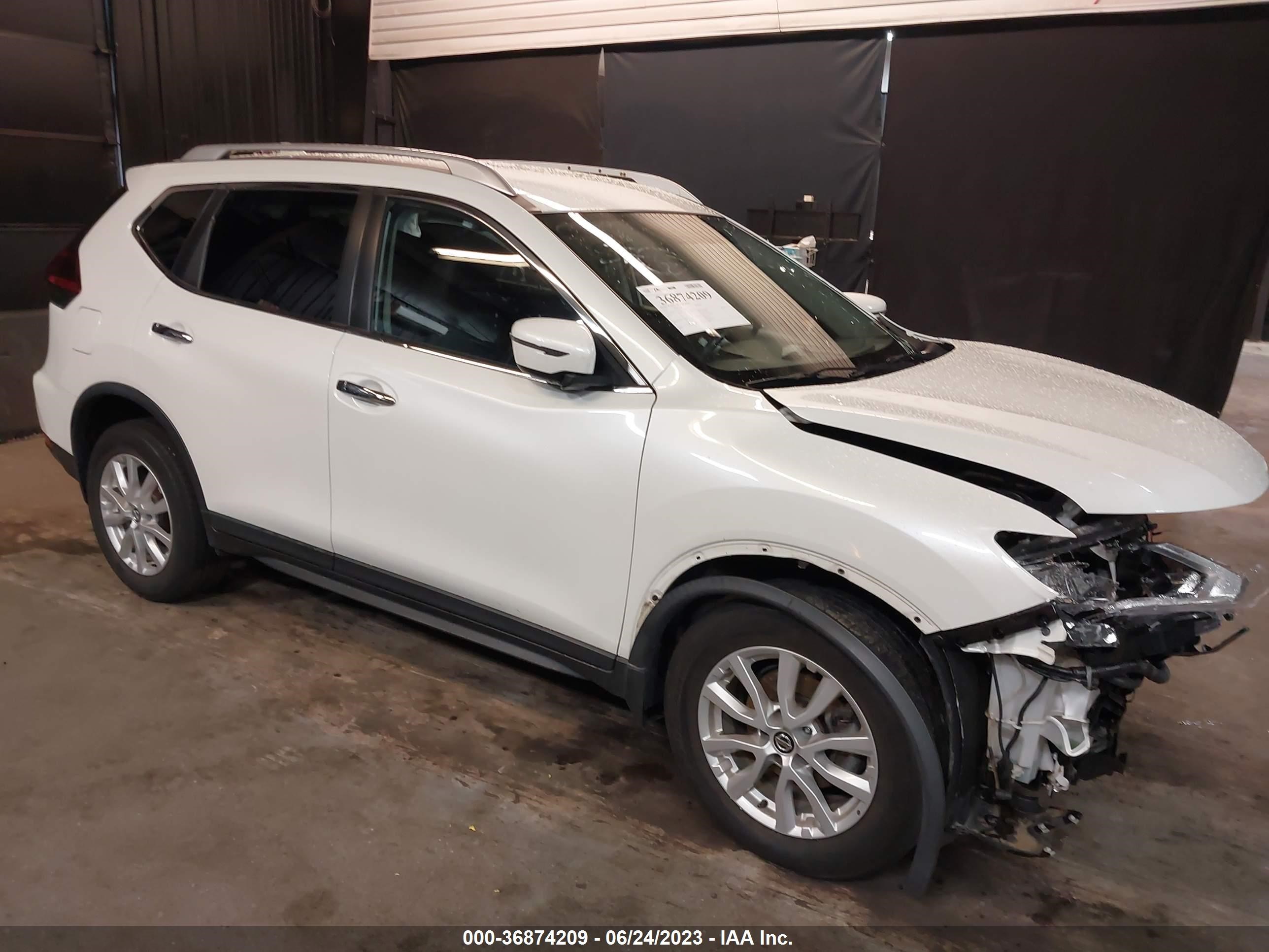 NISSAN ROGUE 2018 knmat2mv8jp599980