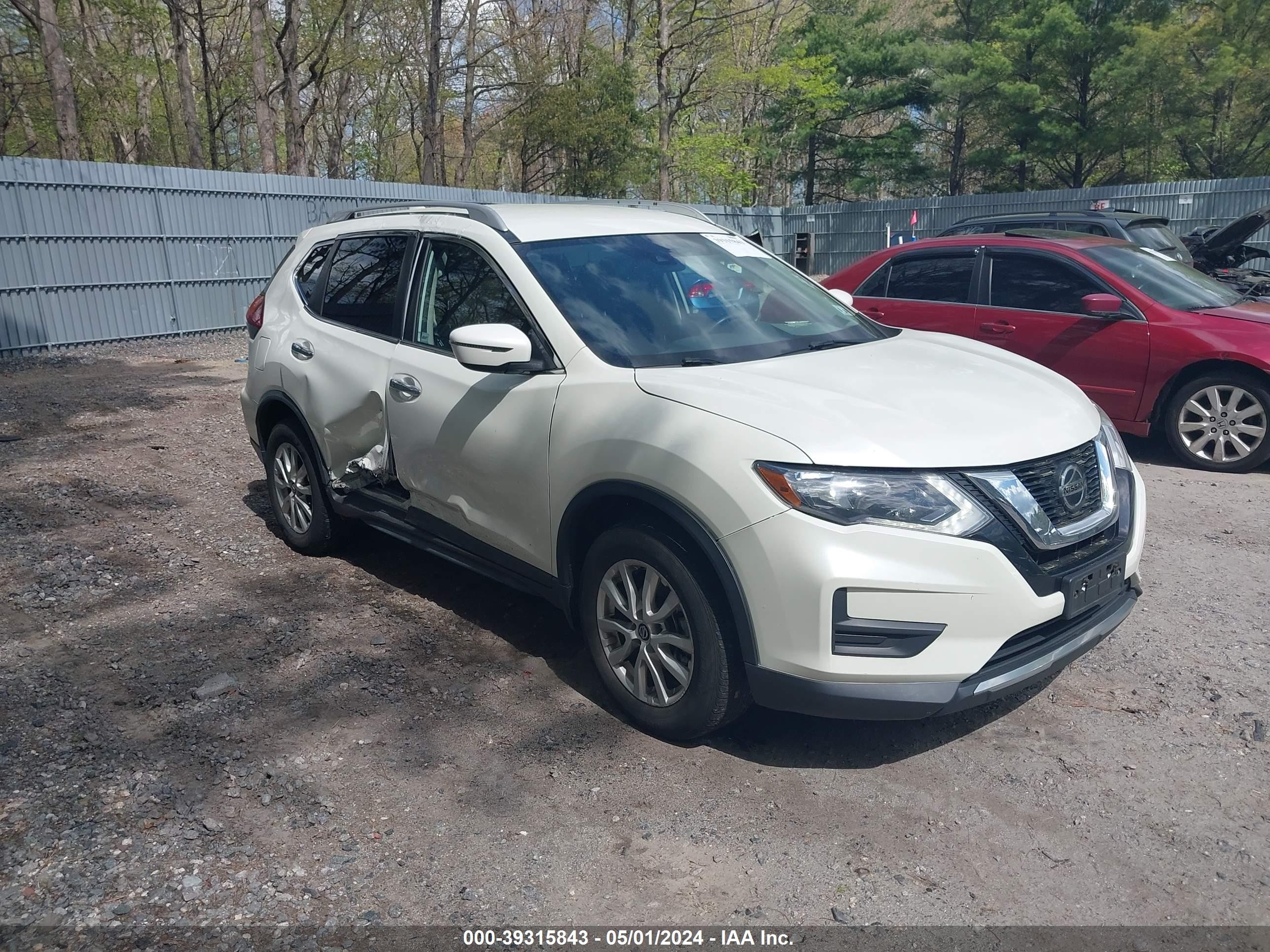 NISSAN ROGUE 2019 knmat2mv8kp552045