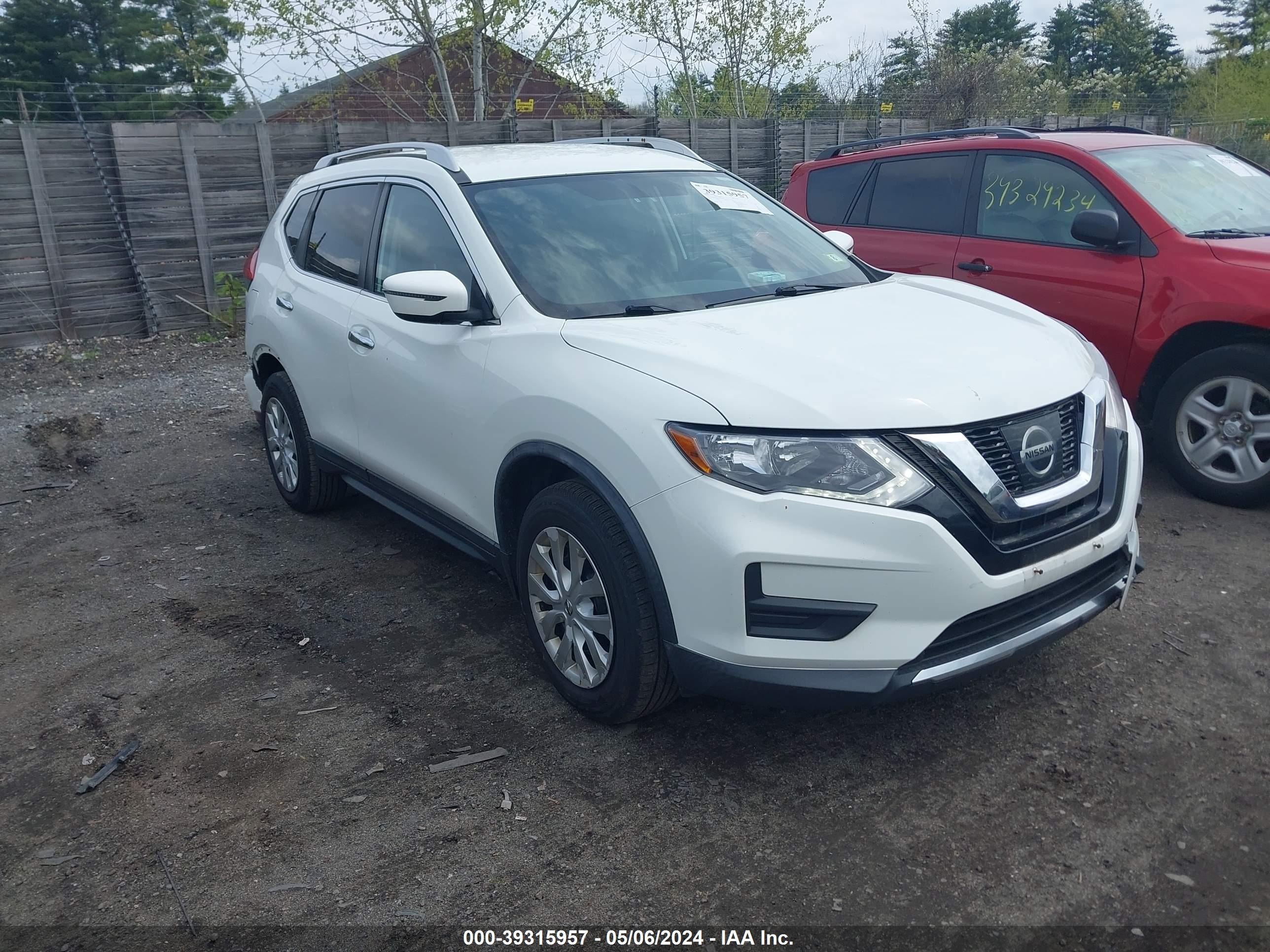 NISSAN ROGUE 2017 knmat2mv9hp591879