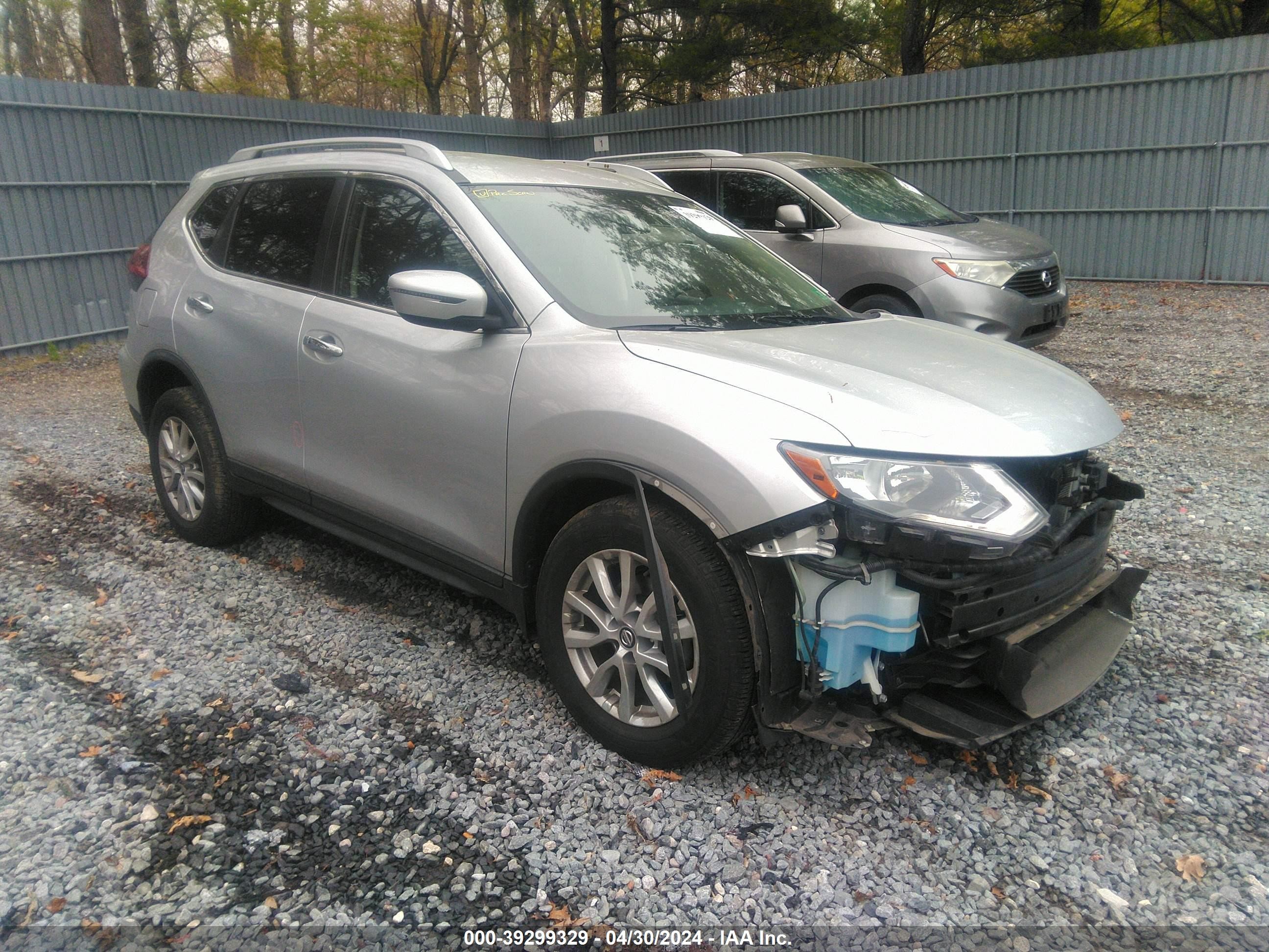 NISSAN ROGUE 2018 knmat2mv9jp610422