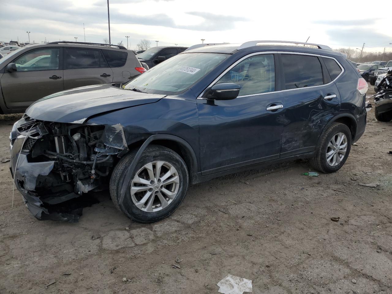 NISSAN ROGUE 2015 knmat2mvxfp529579