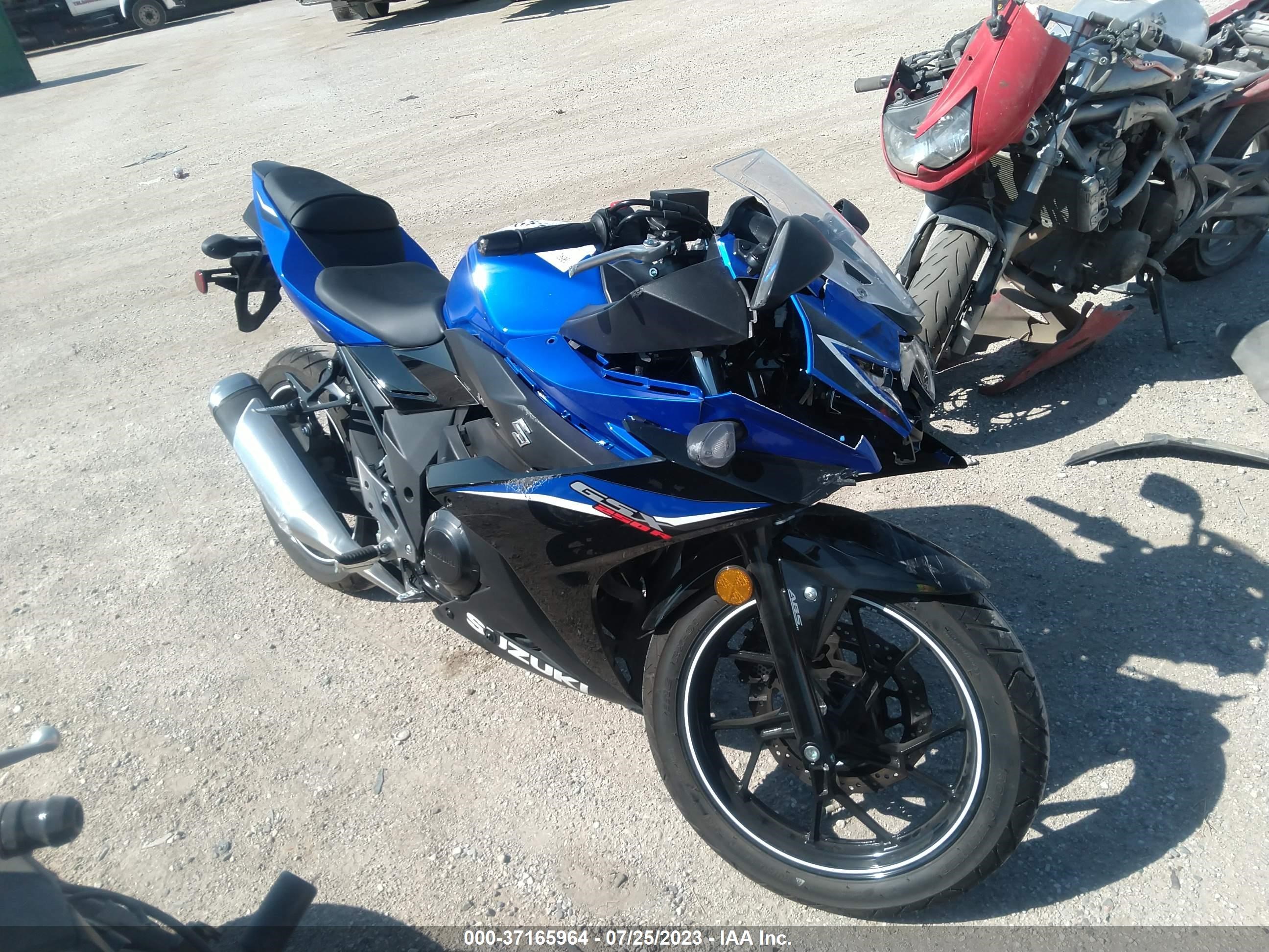 SUZUKI NULL 2022 lc6dn11a6n1100004