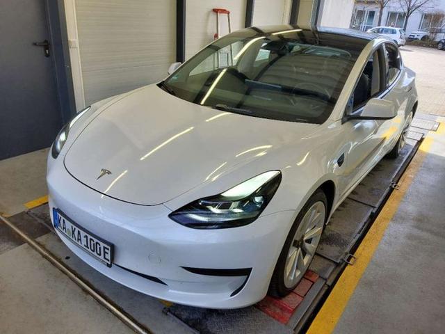 TESLA MODEL 2022 lrw3e7fr2nc487718