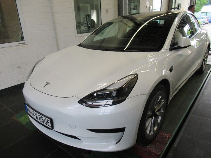 TESLA MODEL 2022 lrw3e7fr2nc489761