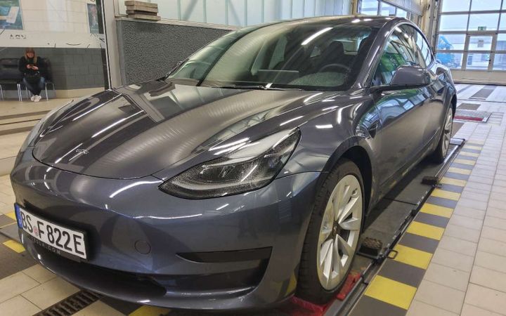 TESLA MODEL 2022 lrw3e7fs9nc512732