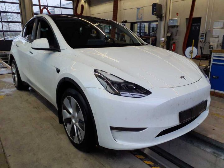 TESLA MODEL Y 2022 lrwygcek7nc263955