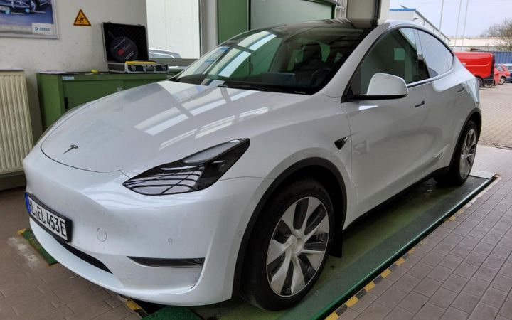 TESLA MODEL 2022 lrwygcek7nc264006