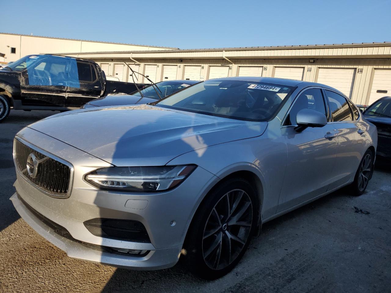 VOLVO S90 2018 lvy992mk9jp035318