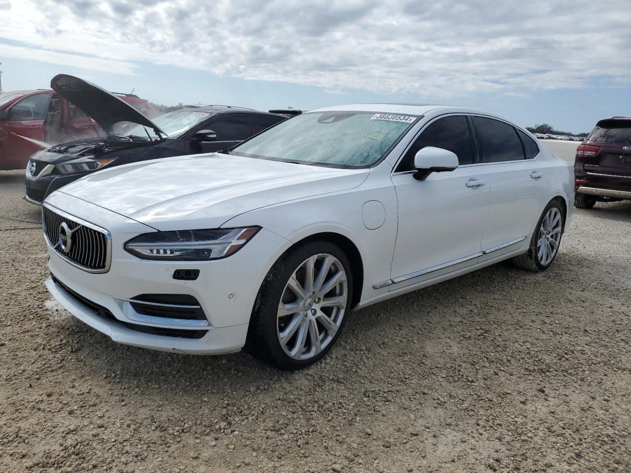 VOLVO S90 2018 lvybc0al7jp031577