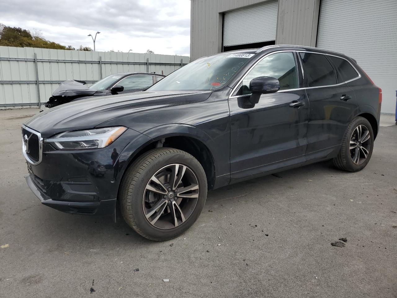 VOLVO XC60 2019 lyv102rk0kb178646