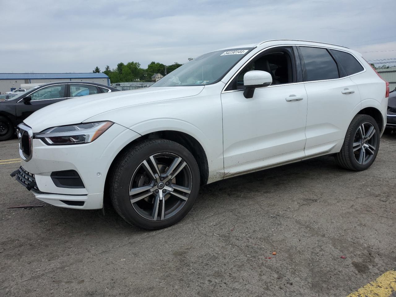 VOLVO XC60 2019 lyv102rk8kb297416