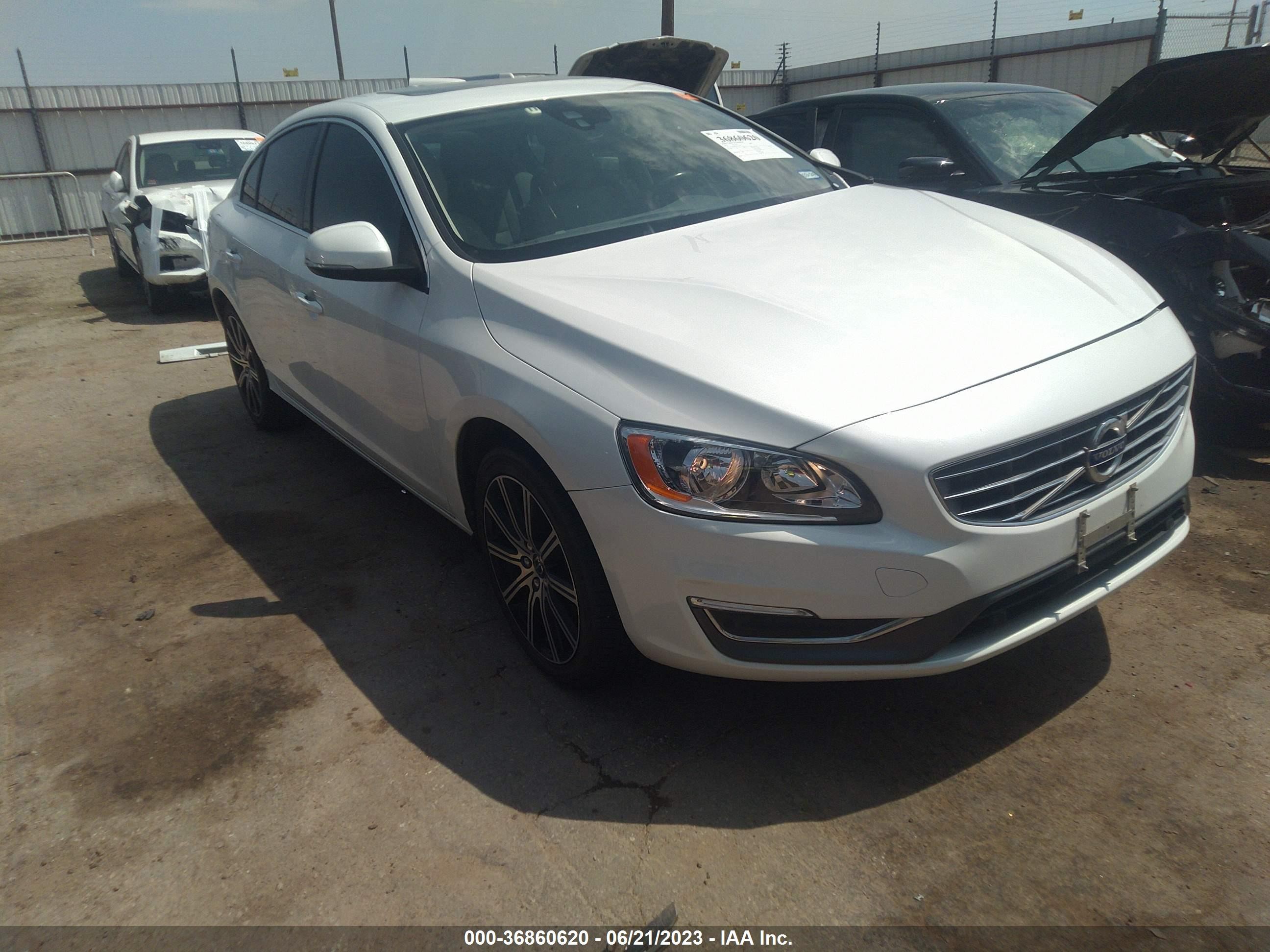 VOLVO S60 2018 lyv402hk0jb170205