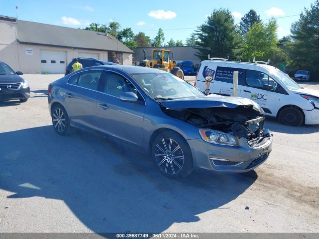 VOLVO S60 2018 lyv402tk6jb175433