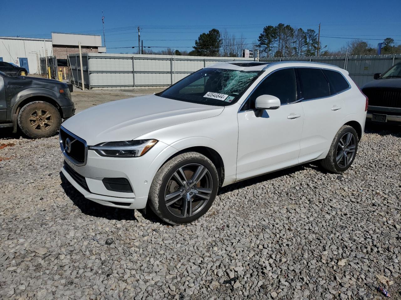 VOLVO XC60 2018 lyva22rk0jb087286