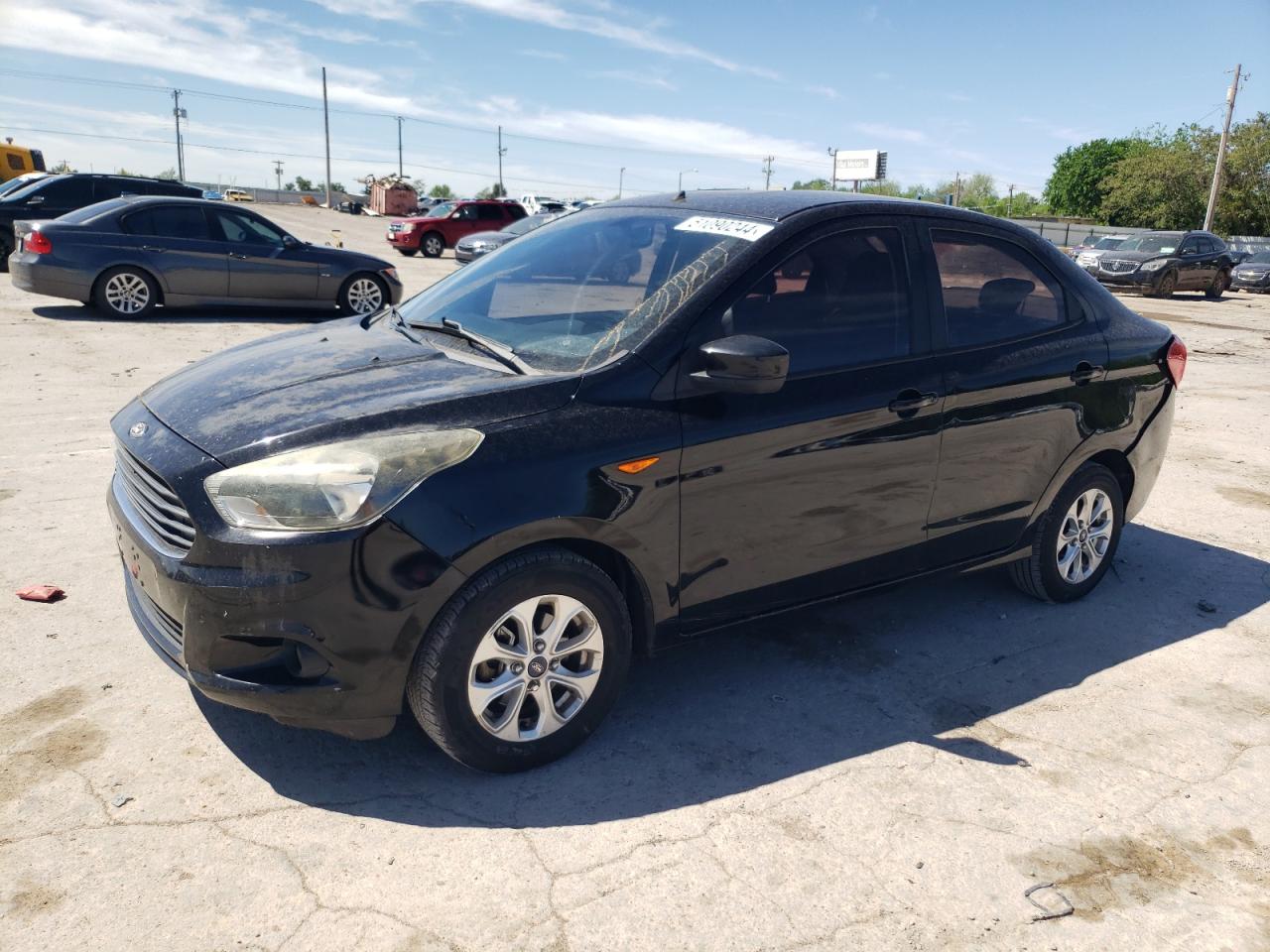 FORD FOCUS 2018 majhp1pd8ja163509